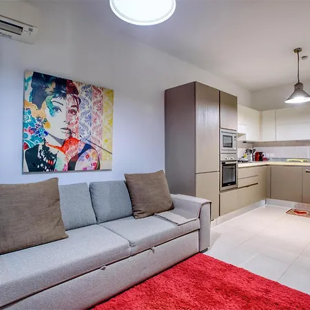 Stylish St Julians 1br Home, Cozy And By 360 Estates Apartament