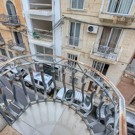 Apartament Stylish St Julians 1br Home, Cozy And By 360 Estates