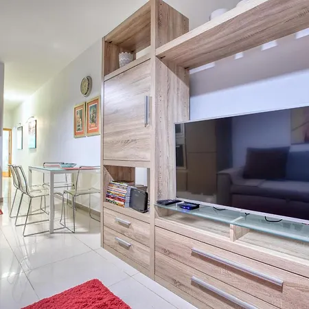 Stylish St Julians 1br Home, Cozy And By 360 Estates Apartament St. Julian's