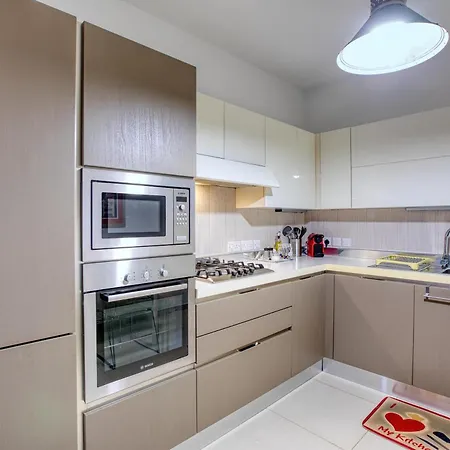 Stylish St Julians 1br Home, Cozy And By 360 Estates Apartament St. Julian's