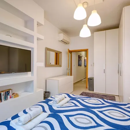 Stylish St Julians 1br Home, Cozy And By 360 Estates St. Julian's
